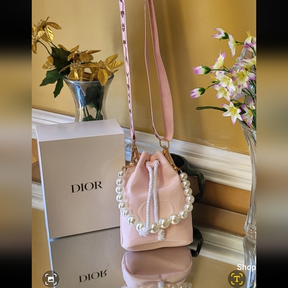 Dior - Picture 7 of 16